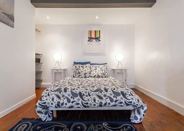 Апартаменты T3 De Charme Centre Historique